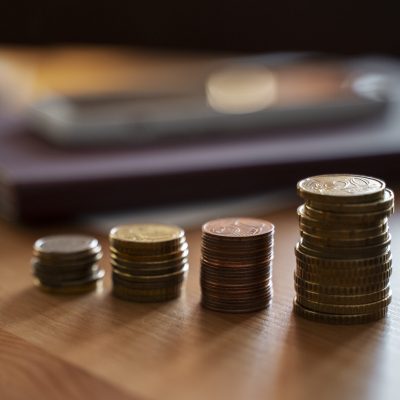 close-up-coins-saved-energy-crisis-expenses